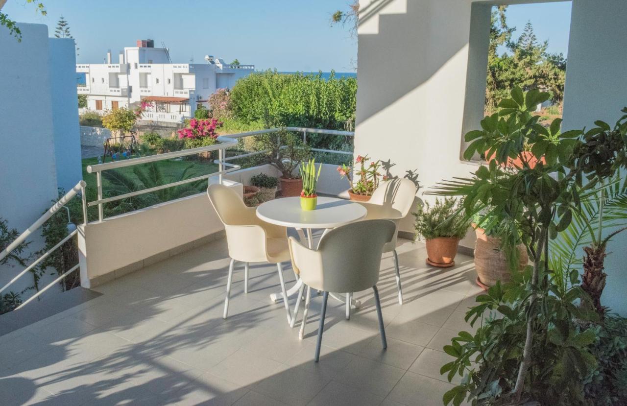 Stefanie Studios Agia Marina  Exterior photo